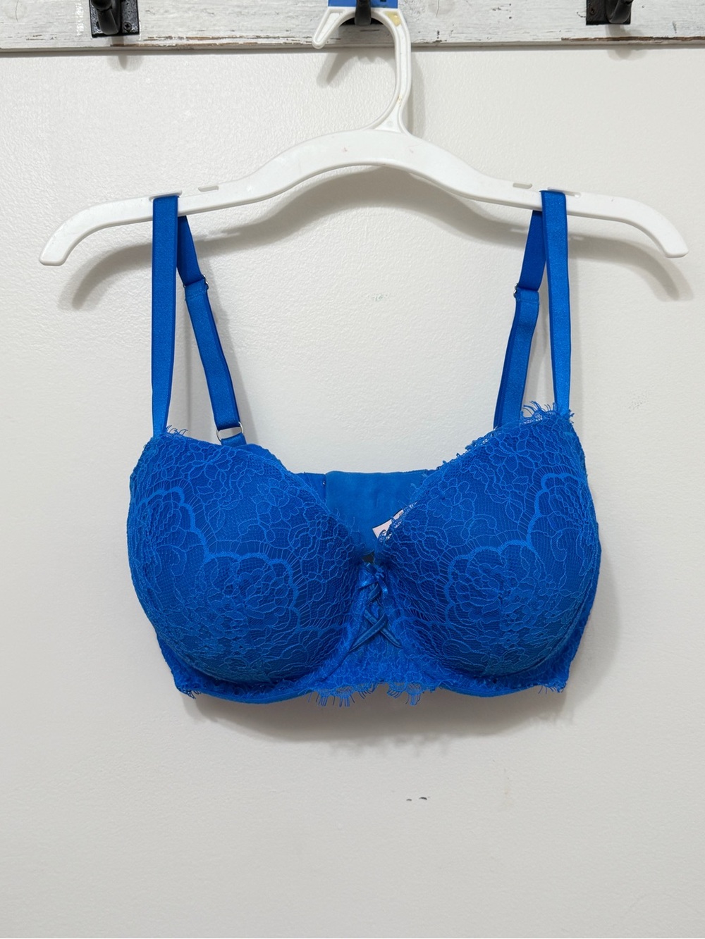 Victoria's Secret Dream Angels Royal Blue Lace Underwire Bra 36DD